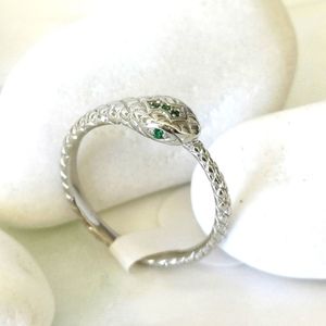 Genuine Emerald gemstone sterling silver snake ring serpent size 7